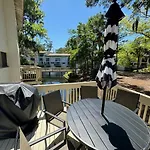 Beautiful Seascape Beach Villa -Upgraded 2 Bd 2 Ba