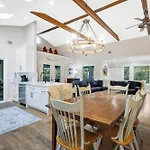 1 Bayberry Lane