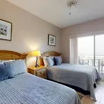 Hampton Place 6407