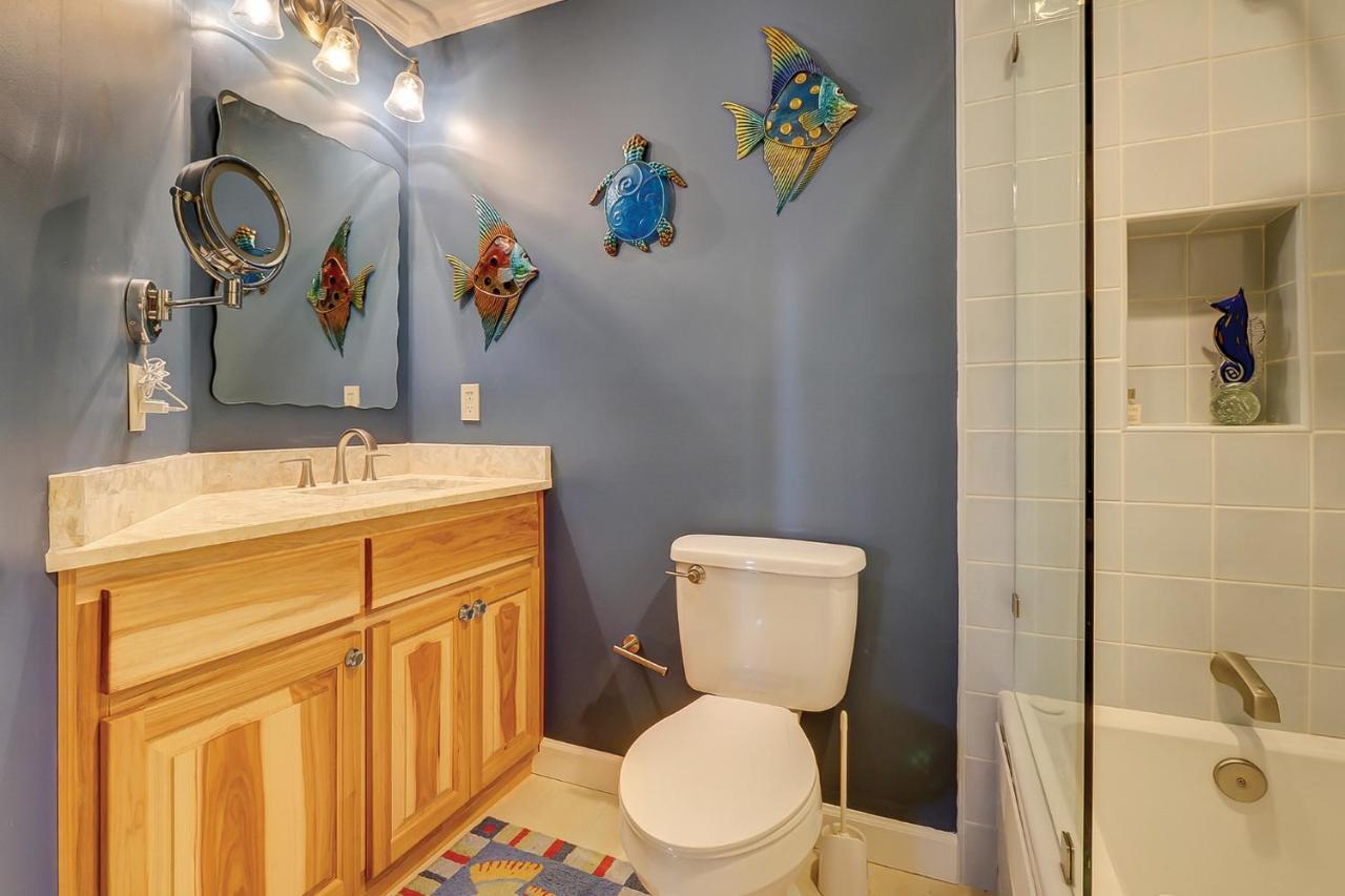 103 Sea Cloisters Oceanfront 2 Bedroom Holiday home