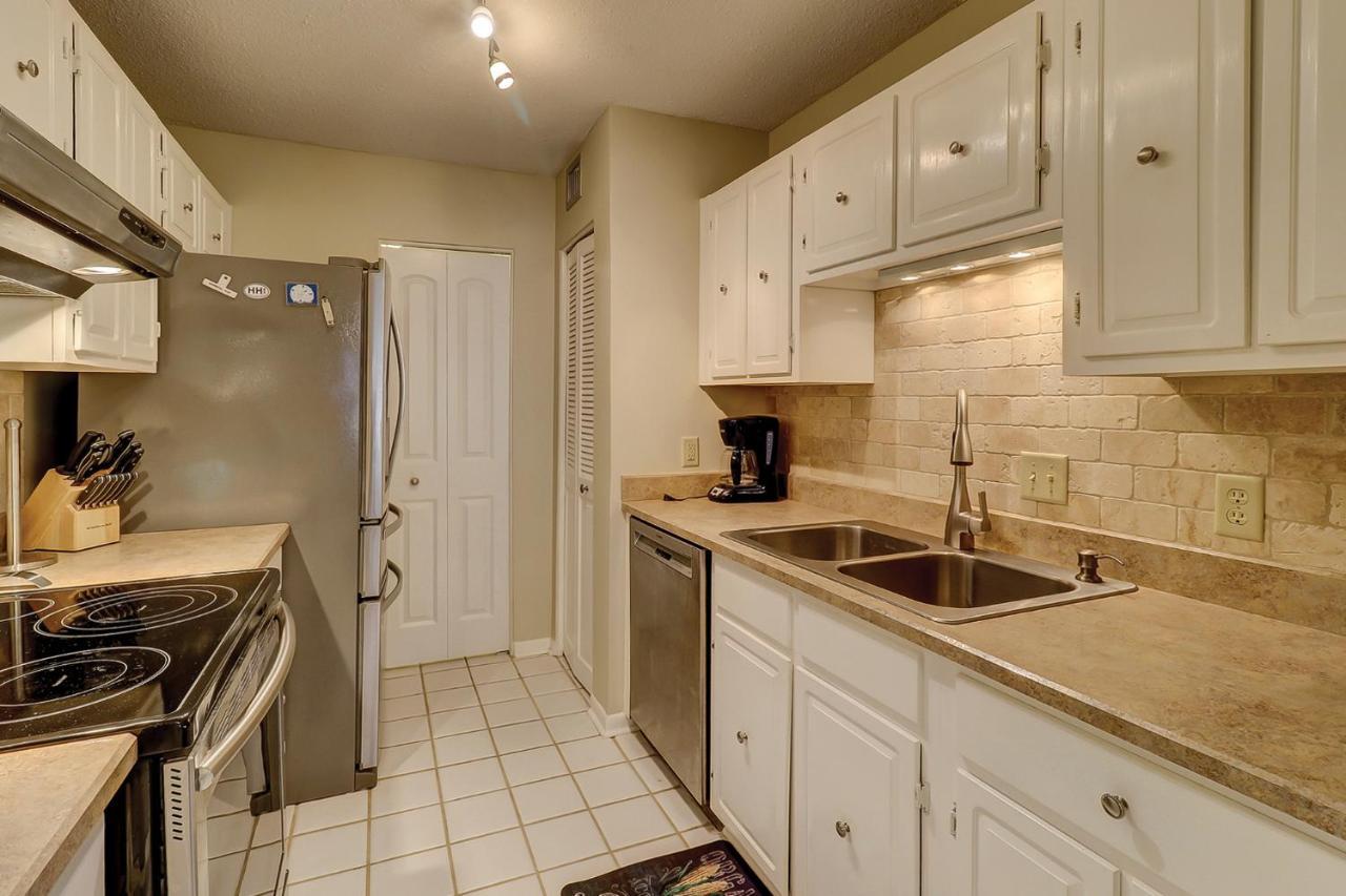 935 Cutter Court Harbourtown Sea Pines Holiday home *