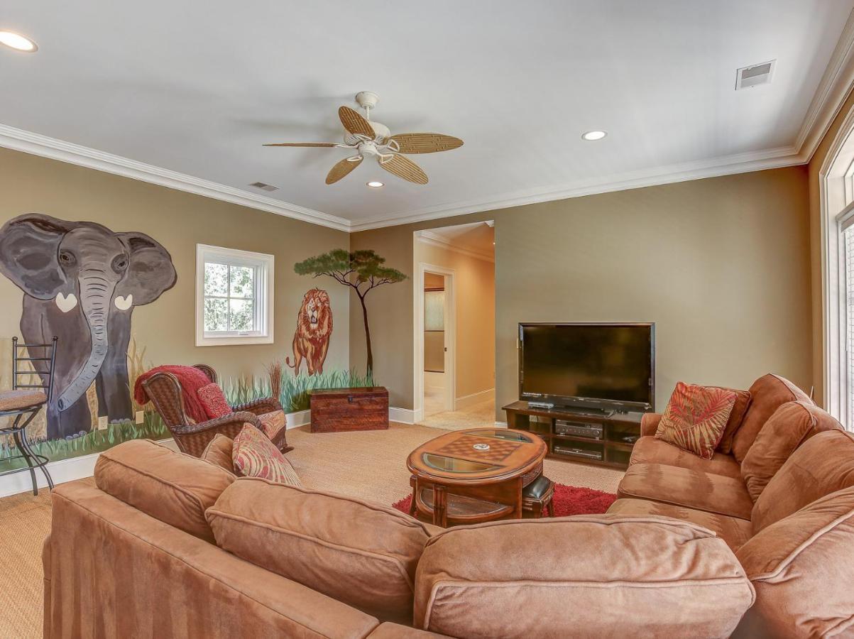 14 Dove Street * Hilton Head Island