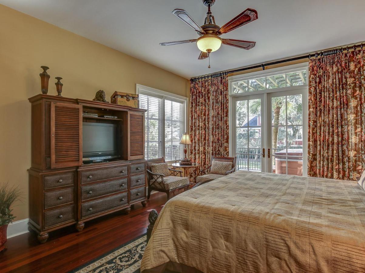 14 Dove Street * Hilton Head Island