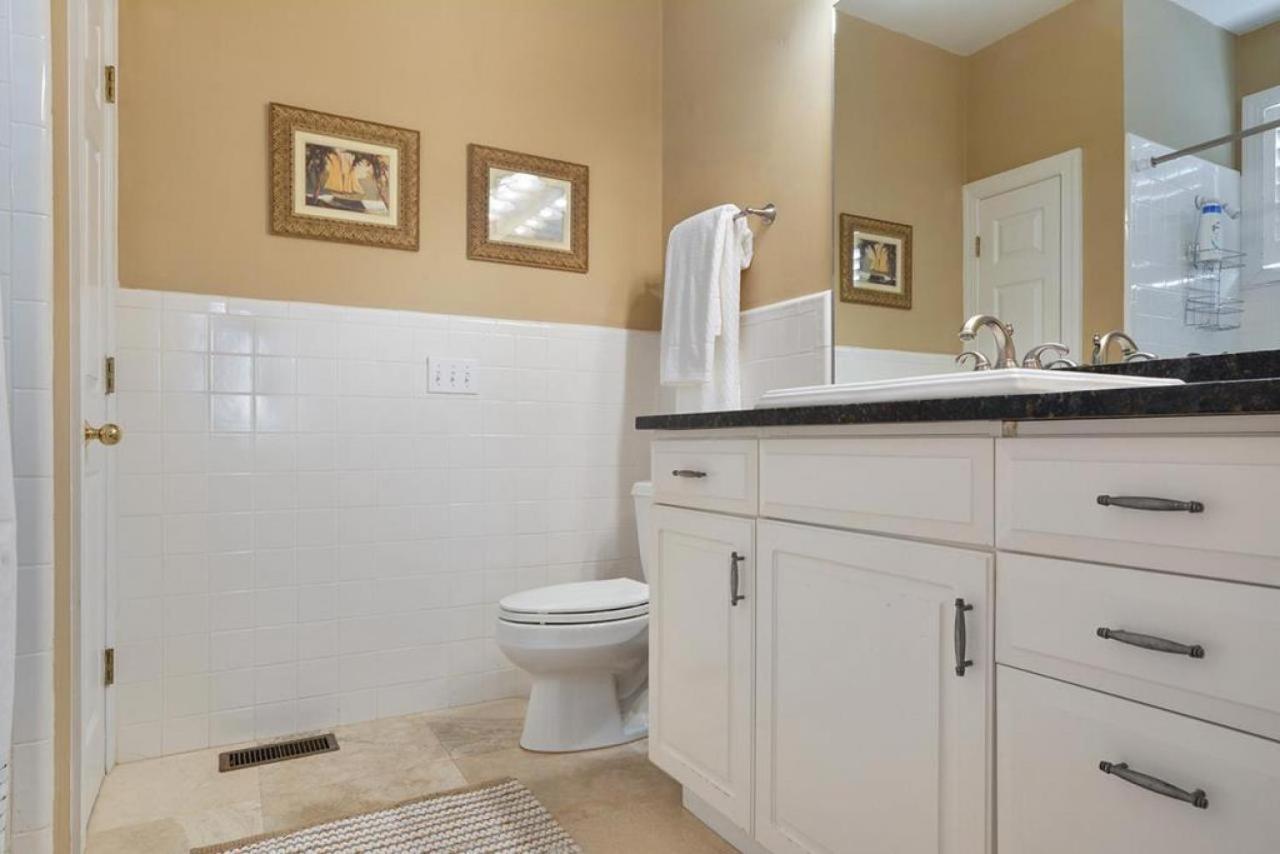 4 Lark Street Holiday home *