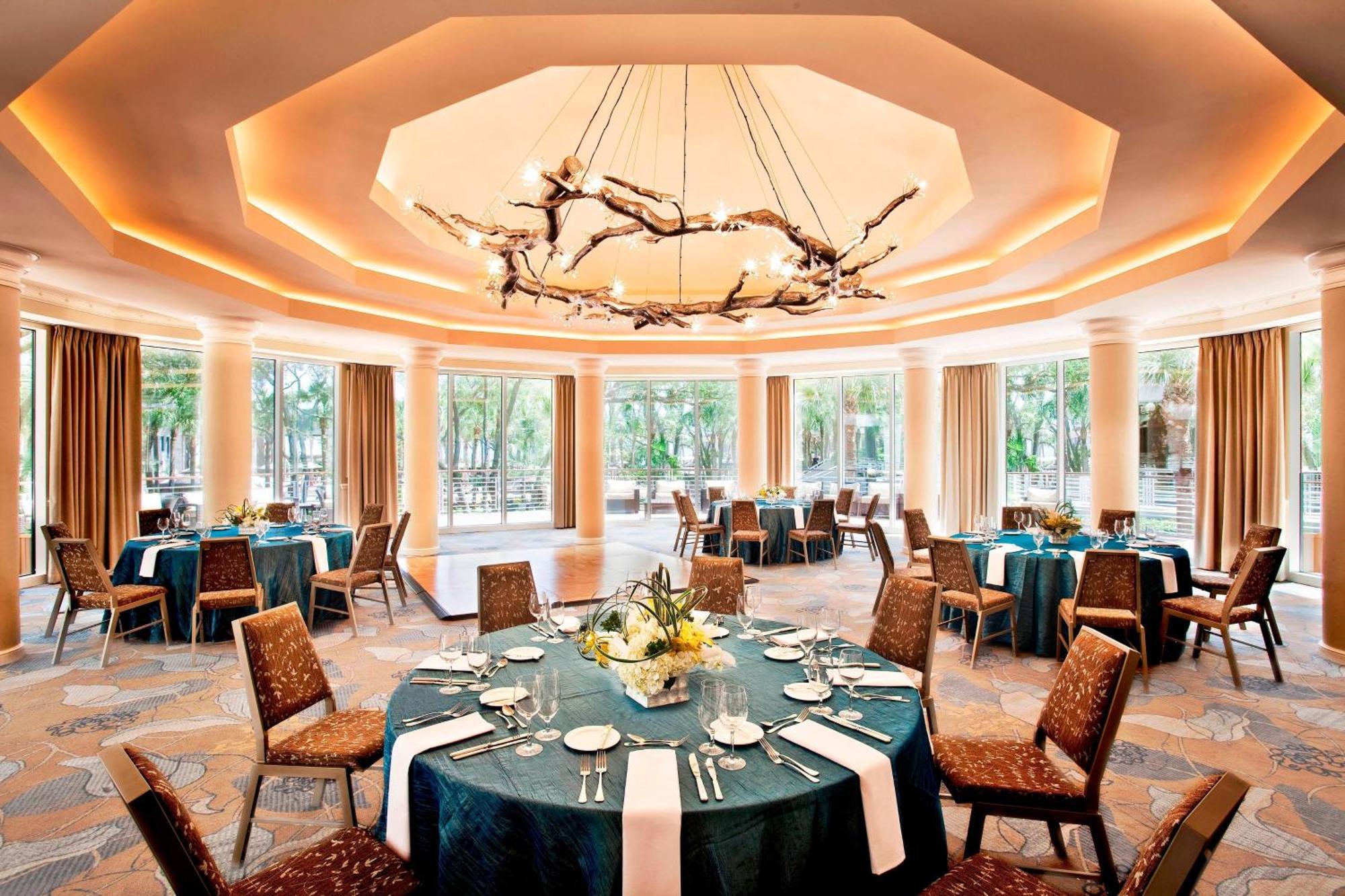Resort The Westin & 4*