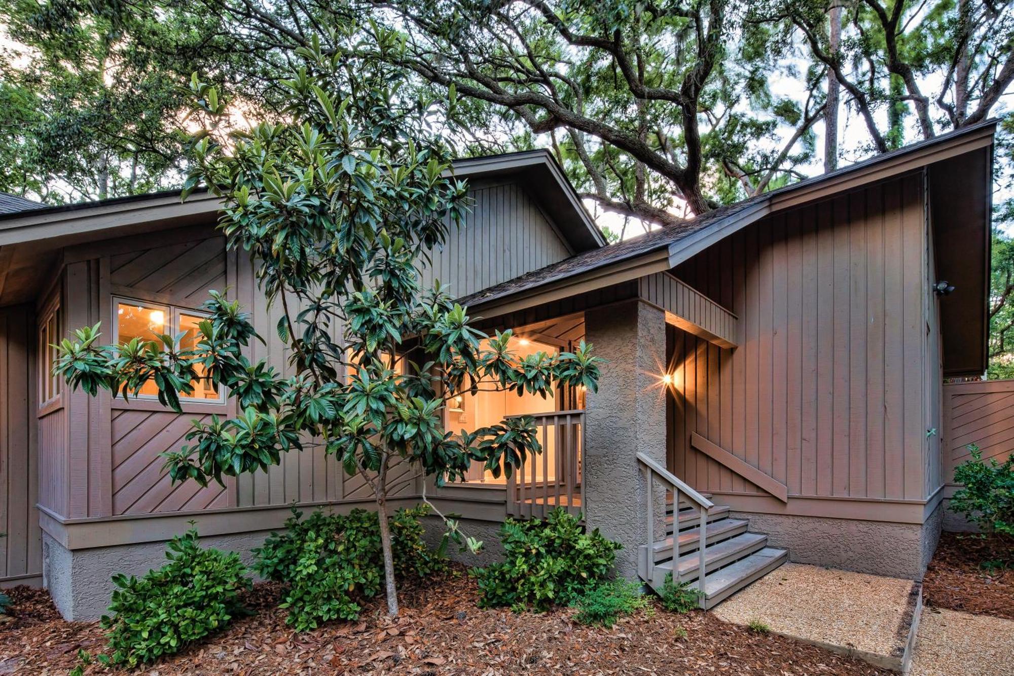 Open Deck , Grill, Smart Tvs *
