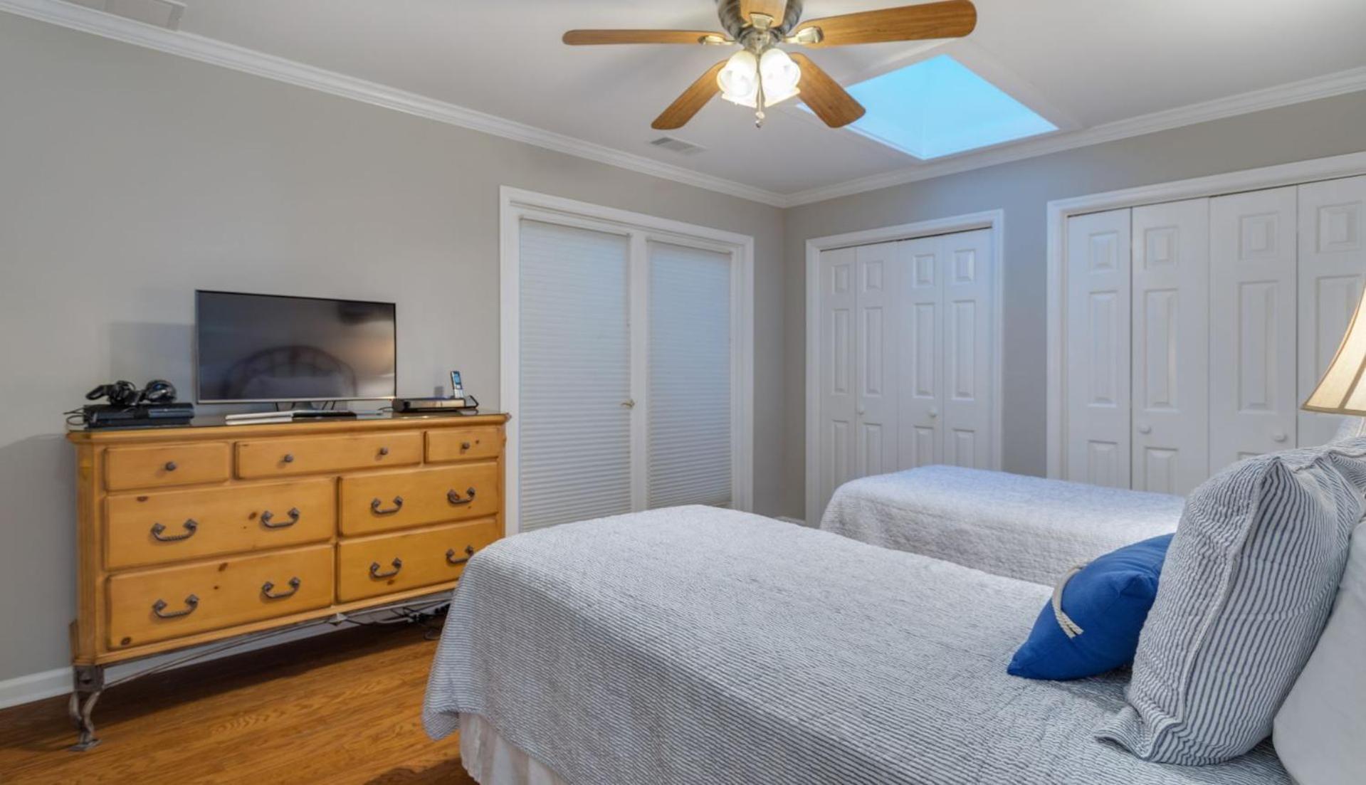 Open Deck , Grill, Smart Tvs *