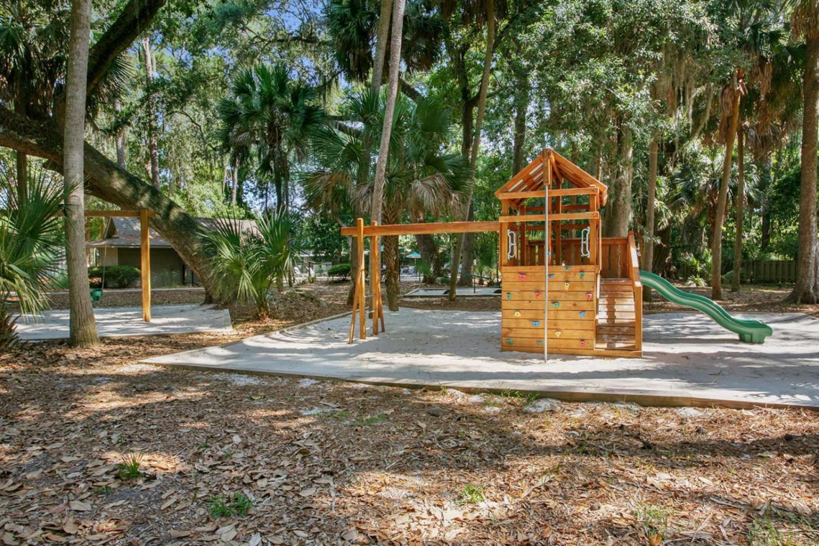 Holiday home Open Deck , Grill, Smart Tvs *