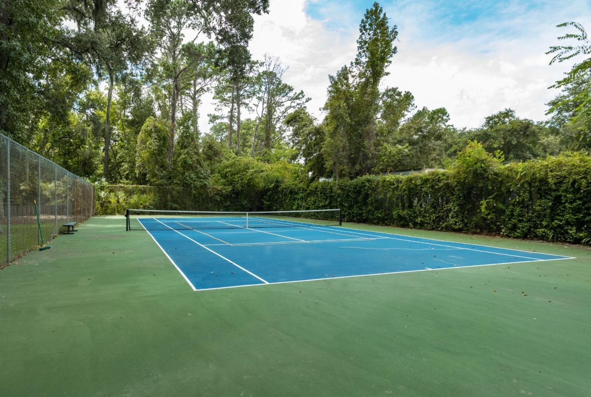 Open Deck , Grill, Smart Tvs