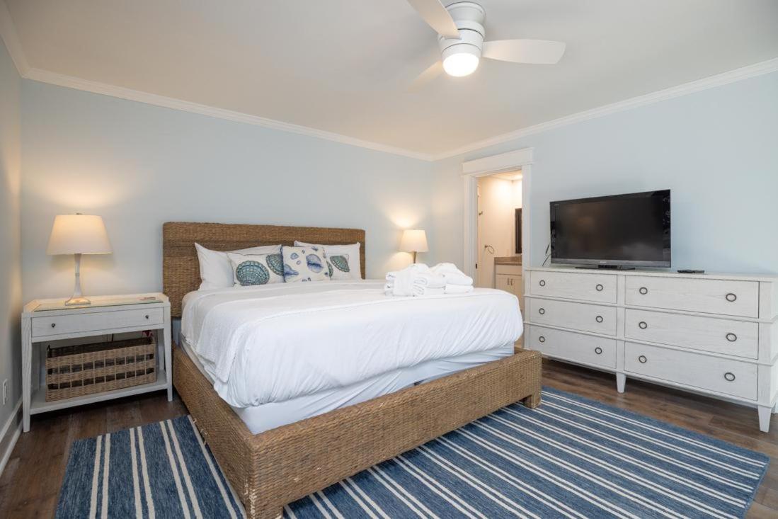 2 Heritage Road * Hilton Head Island