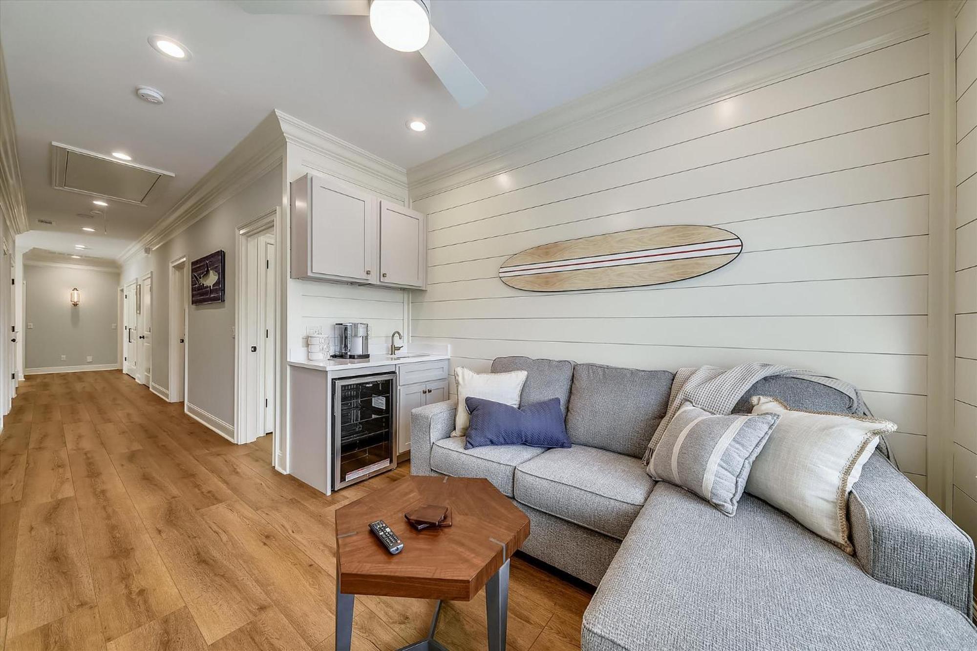 Holiday home 3 Shore Crest Lane- Chefs Kitchen, Game Room, Near Beach, Private Pool, Free Activities Included Hilton Head Island