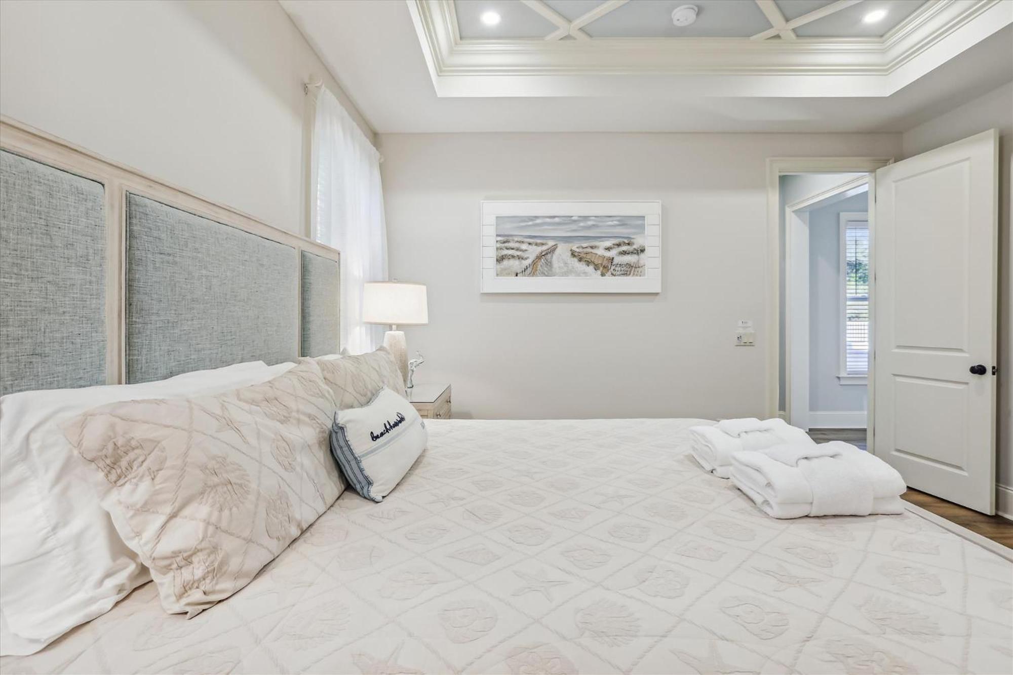 3 Shore Crest Lane- Chefs Kitchen, Game Room, Near Beach, Private Pool, Free Activities Included Hilton Head Island