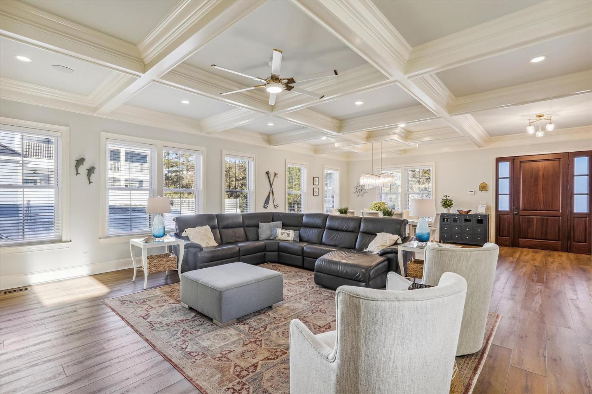 3 Shore Crest Lane- Chefs Kitchen, Game Room, Near Beach, Private Pool, Free Activities Included * Hilton Head Island