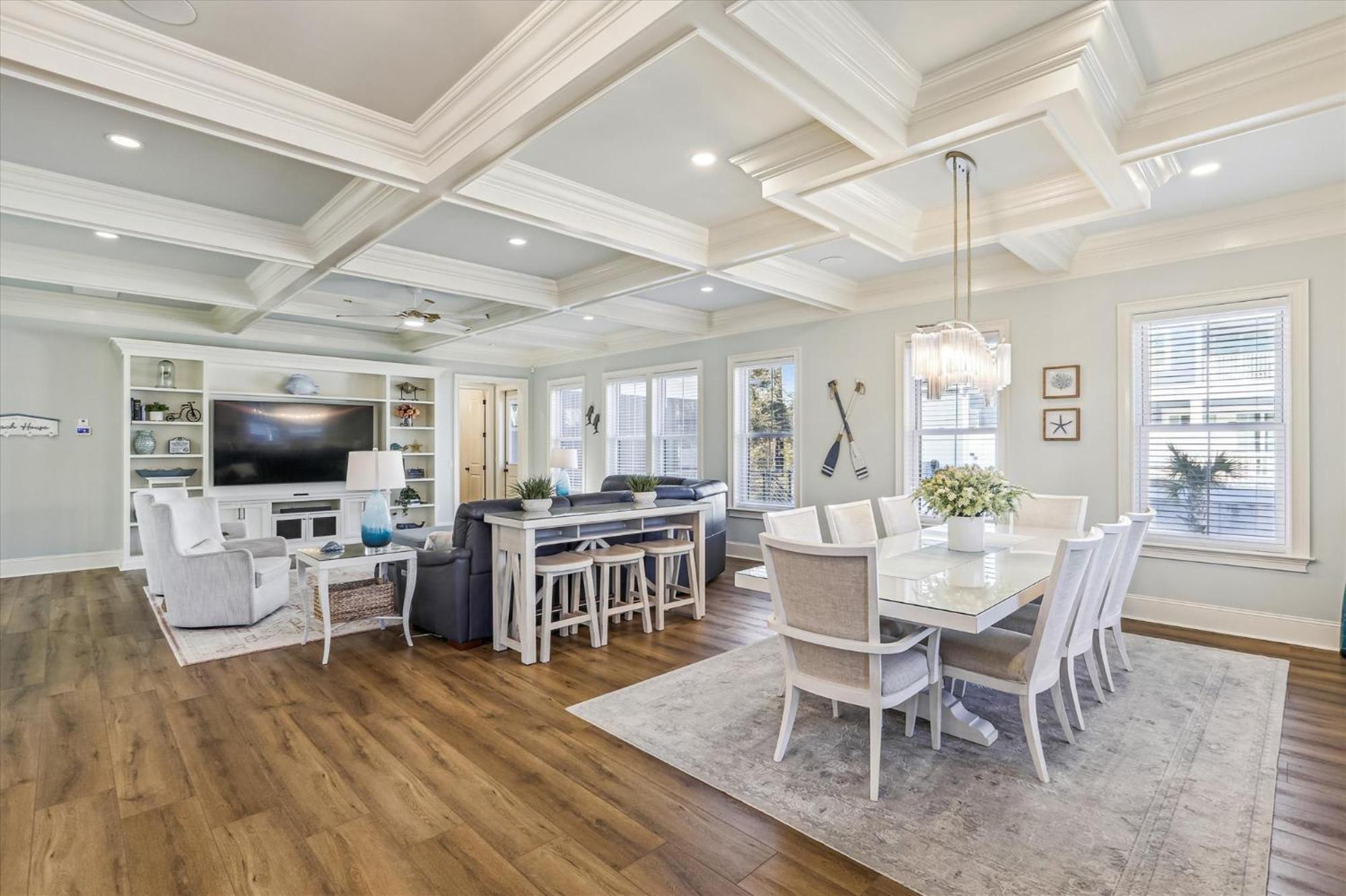 3 Shore Crest Lane- Chefs Kitchen, Game Room, Near Beach, Private Pool, Free Activities Included Holiday home *