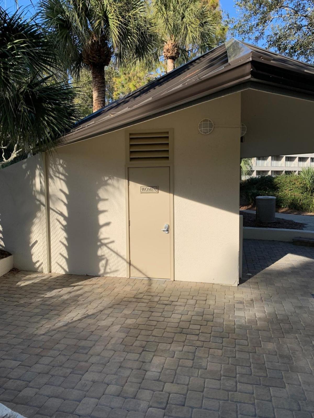 Beautiful Seascape -upgraded 2 Bd 2 Ba Holiday home
