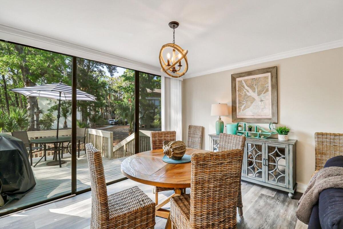 Beautiful Seascape -upgraded 2 Bd 2 Ba Holiday home Hilton Head Island