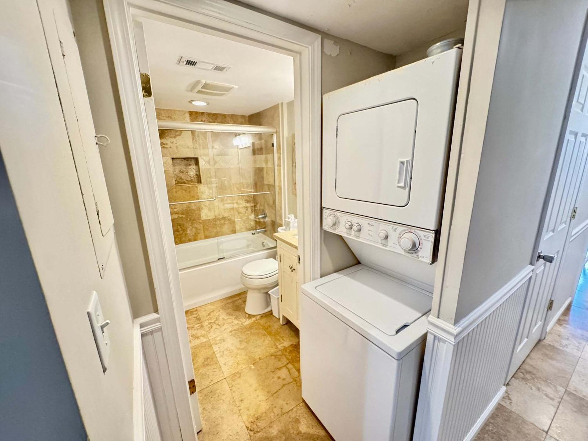 Holiday home Oceanfront 1 Bedroom Oasis Breakers 208 *