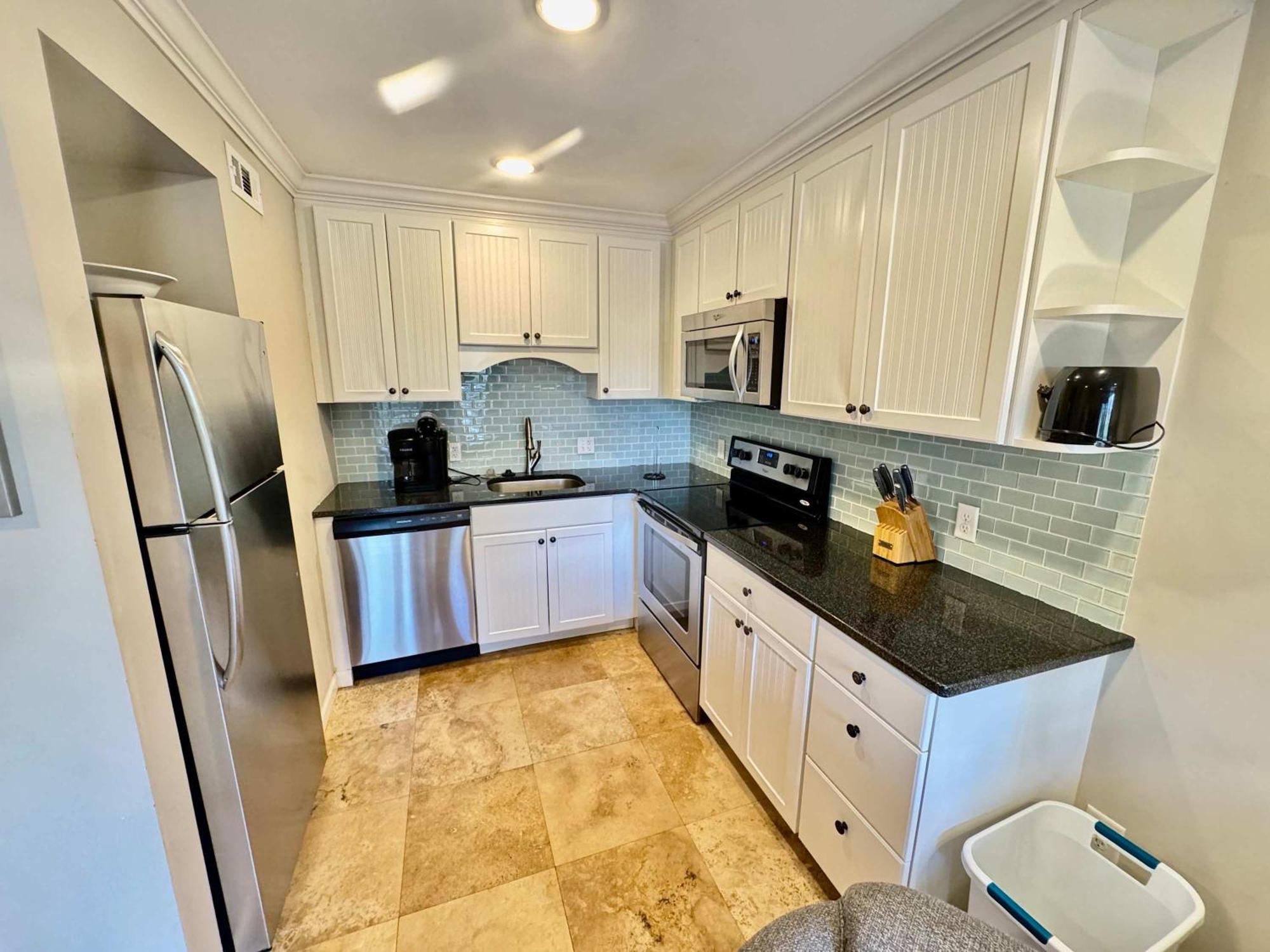 Oceanfront 1 Bedroom Oasis Breakers 208 Hilton Head Island