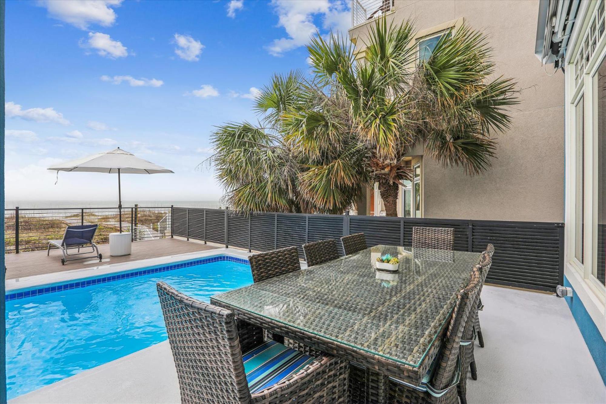 7 Singleton Place- Oceanfront, Private Pool, Renovated, Free Activities Included * Hilton Head Island