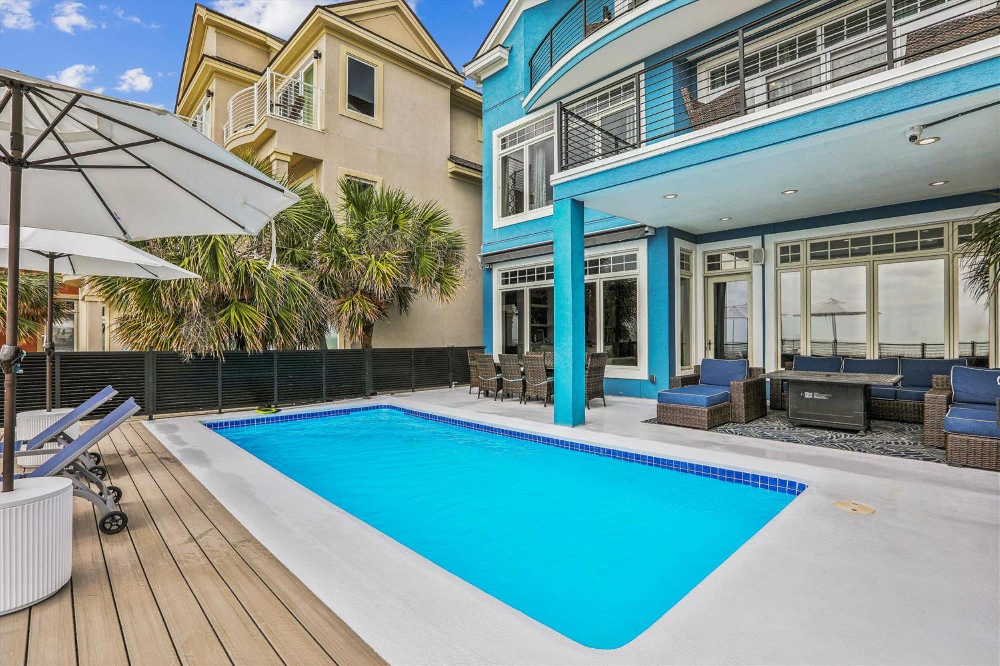 7 Singleton Place- Oceanfront, Private Pool, Renovated, Free Activities Included Hilton Head Island