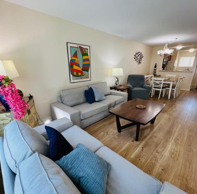 Apartment Springwood With Pool Excess Half A Mile From Hilton Head Island