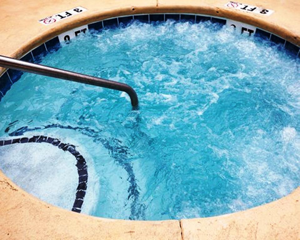 Port O' Call Resort