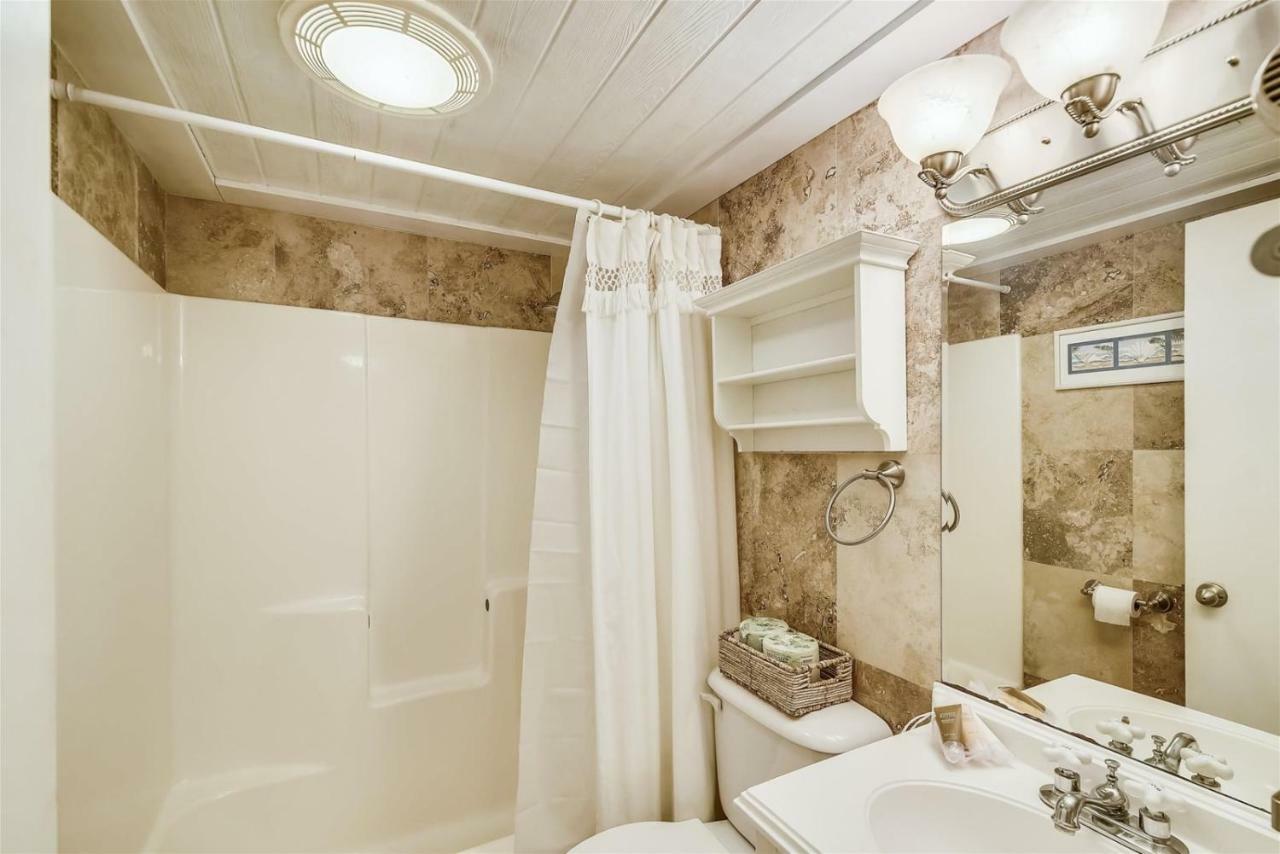Holiday home Breakers 127